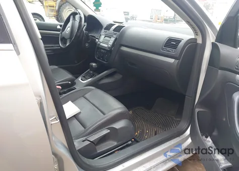 2007 Volkswagen Jetta Wolfsburg Edition from USA, damaged, VIN 3VWEF71KX7M079842